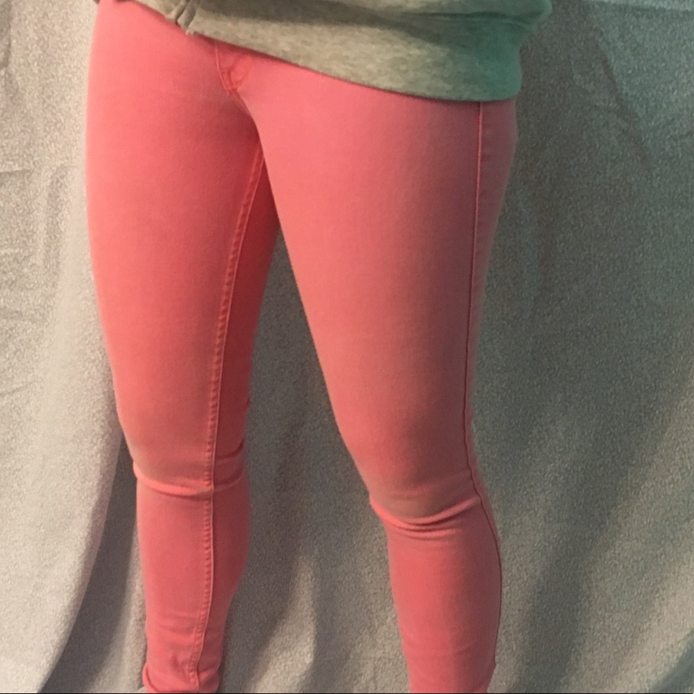 neon pink skinny jeans